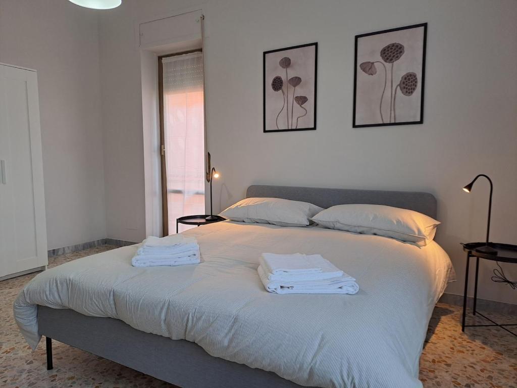 Torre Spaccata Apartment for 6 with parking