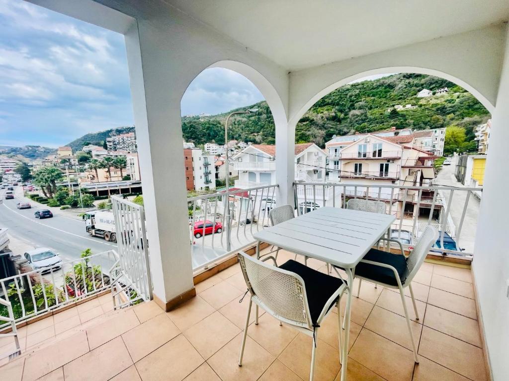Nespecifikovaný výhled na hory nebo výhled na hory při pohledu z apartmánu