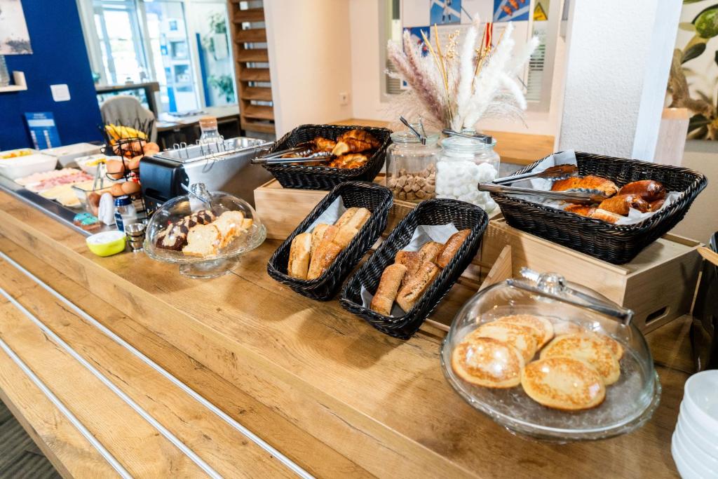 ibis budget Aix en Provence - Resim 39