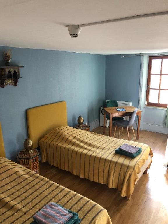 Le Dauphiné - Chambre Lits Jumeaux Avec Vue Sur Montagne