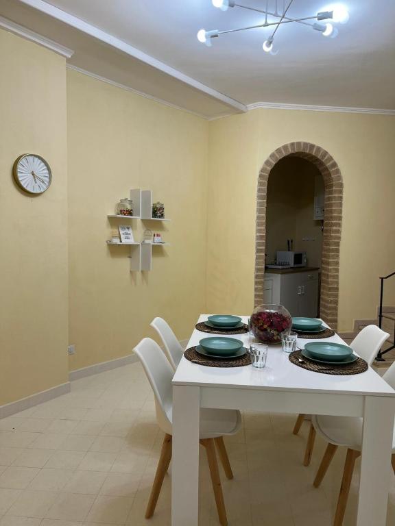 Зображення з фотогалереї помешкання Santa fe apartment у Барі