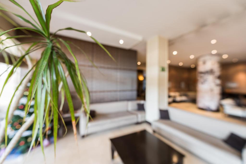 Booking.com: Hotel Mercader , Madrid, España - 531 ...