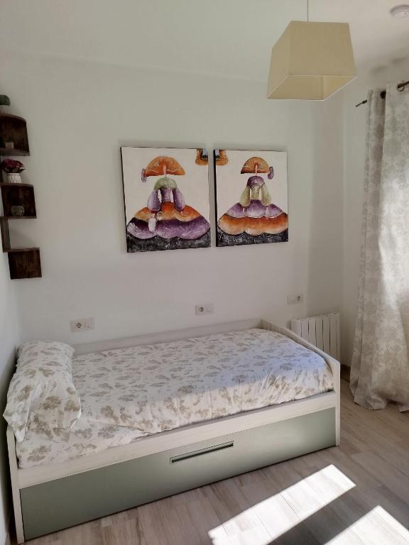Posteľ alebo postele v izbe v ubytovaní O lar de udala
