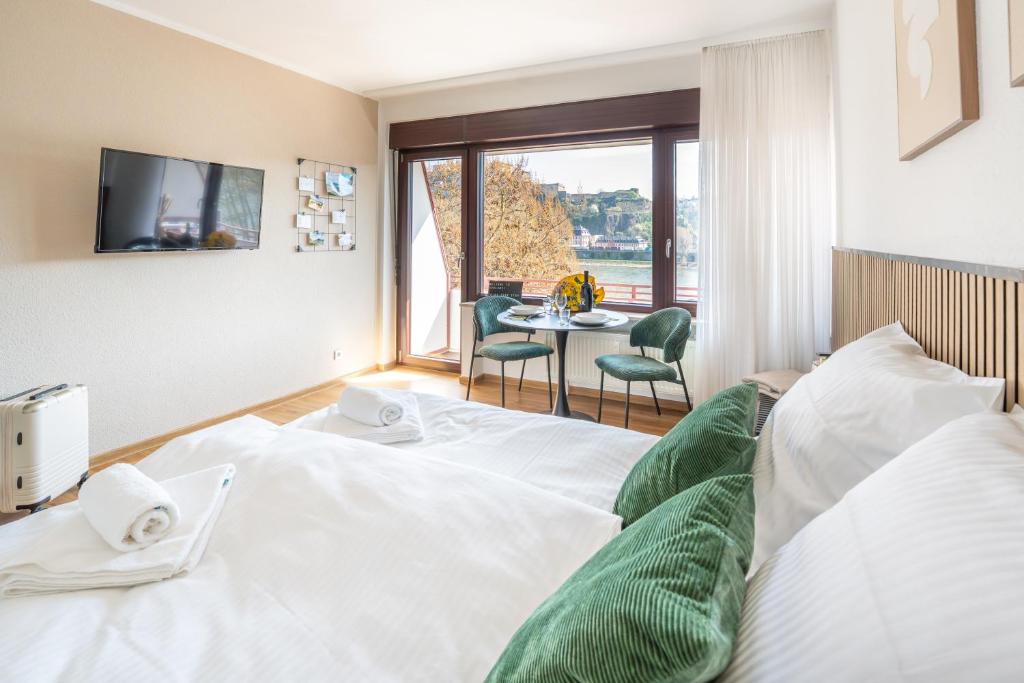 City Apartment mit Rheinblick by Moliho