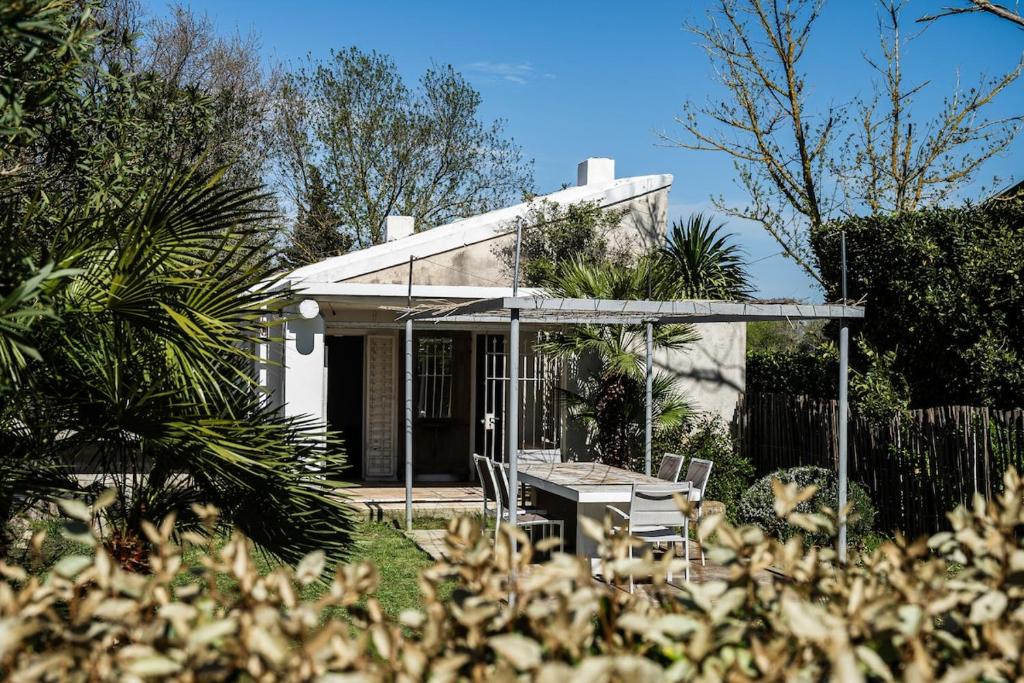 Zahrada ubytování Un Cabanon en Camargue
