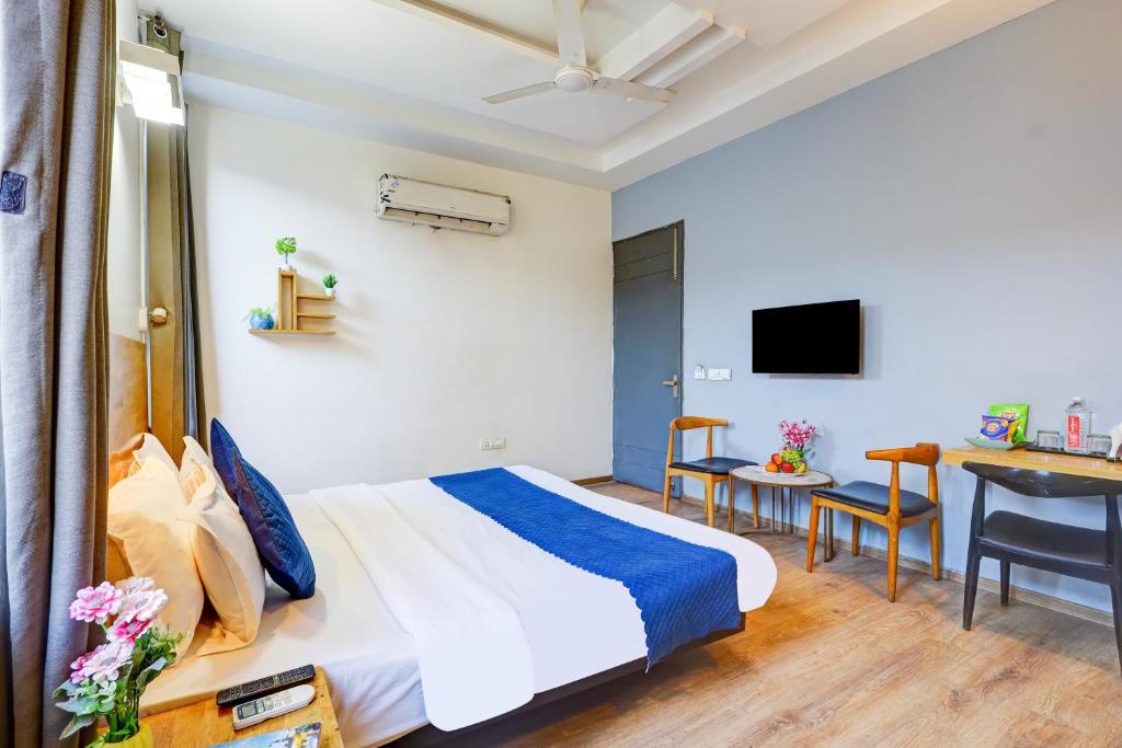 TV a/nebo společenská místnost v ubytování Hotel Wedlock Premium Huda City