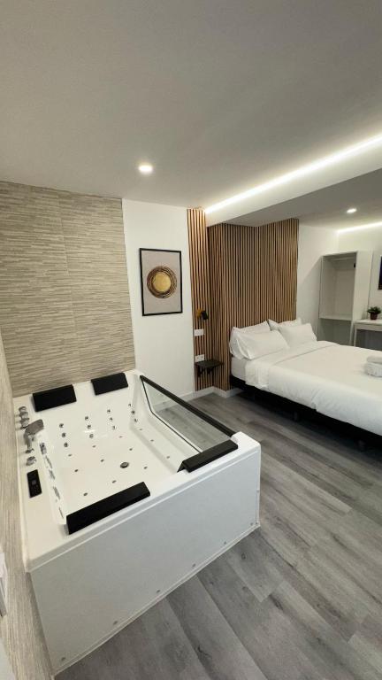 Jacuzzi Rooms Puente de Vallecas - Jacuzzi privado en la habitación en Madrid