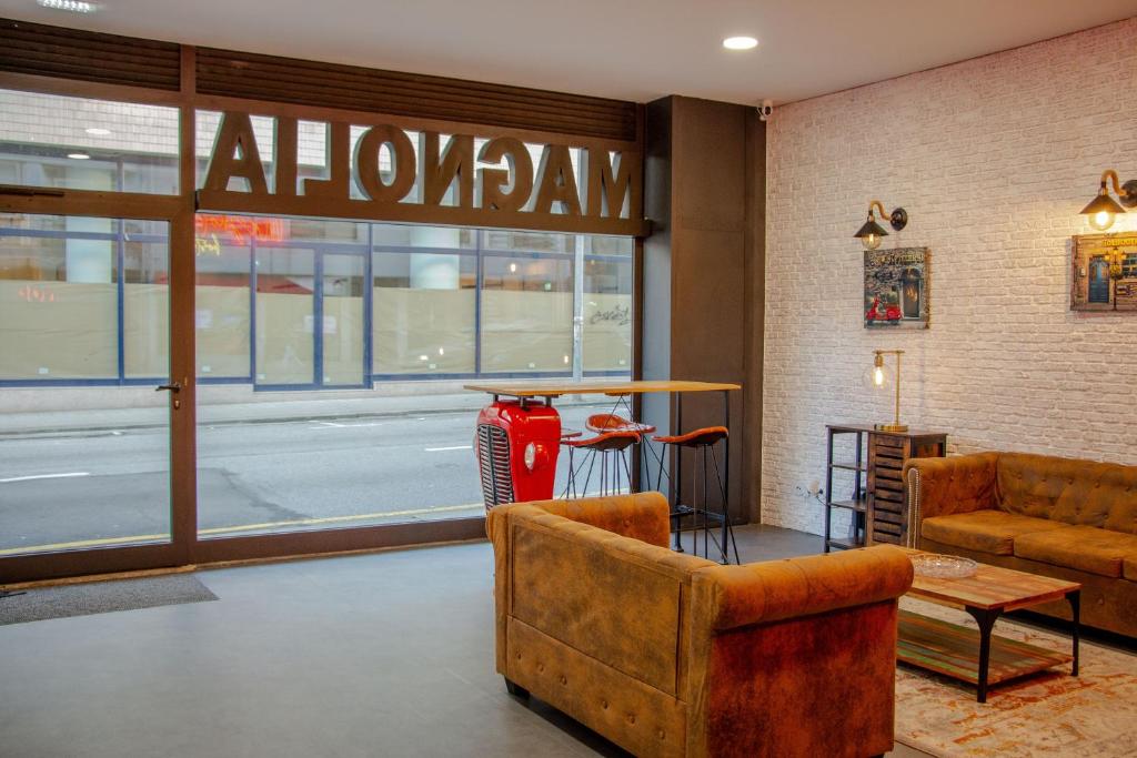 Magnolia Suites & Stays - 17