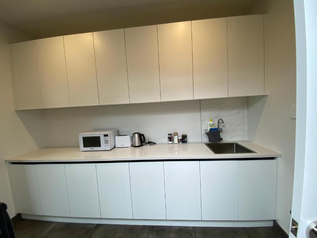 CozyNest3 -Private entrance and bath - Resim 11