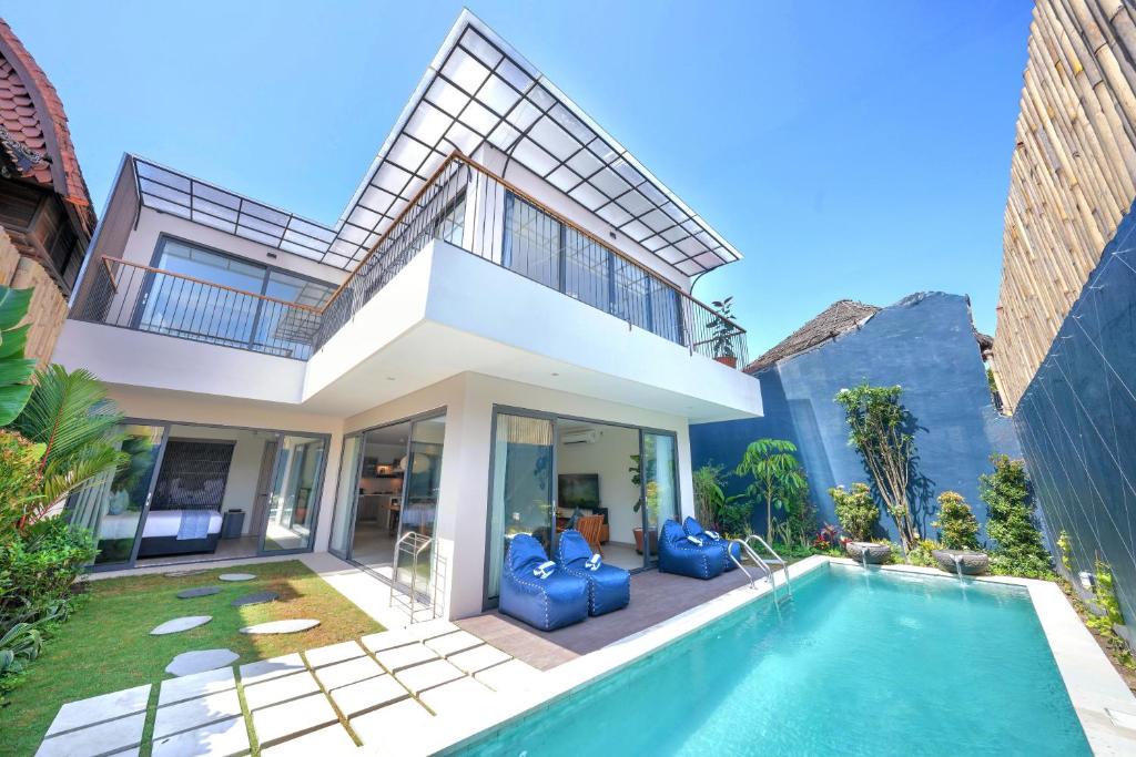 Bazén v ubytování Twin Villas Cora & Zeno by Exotic Bali Properties nebo v jeho okolí
