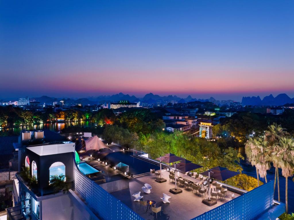 Άποψη από ψηλά του Lijiang Moon Hotel - Guilin East and West Lane Two Rivers and Four Lakes Scenic Area