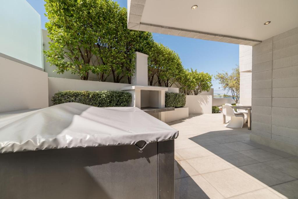 Sacred Waters Taupo - Resim 6