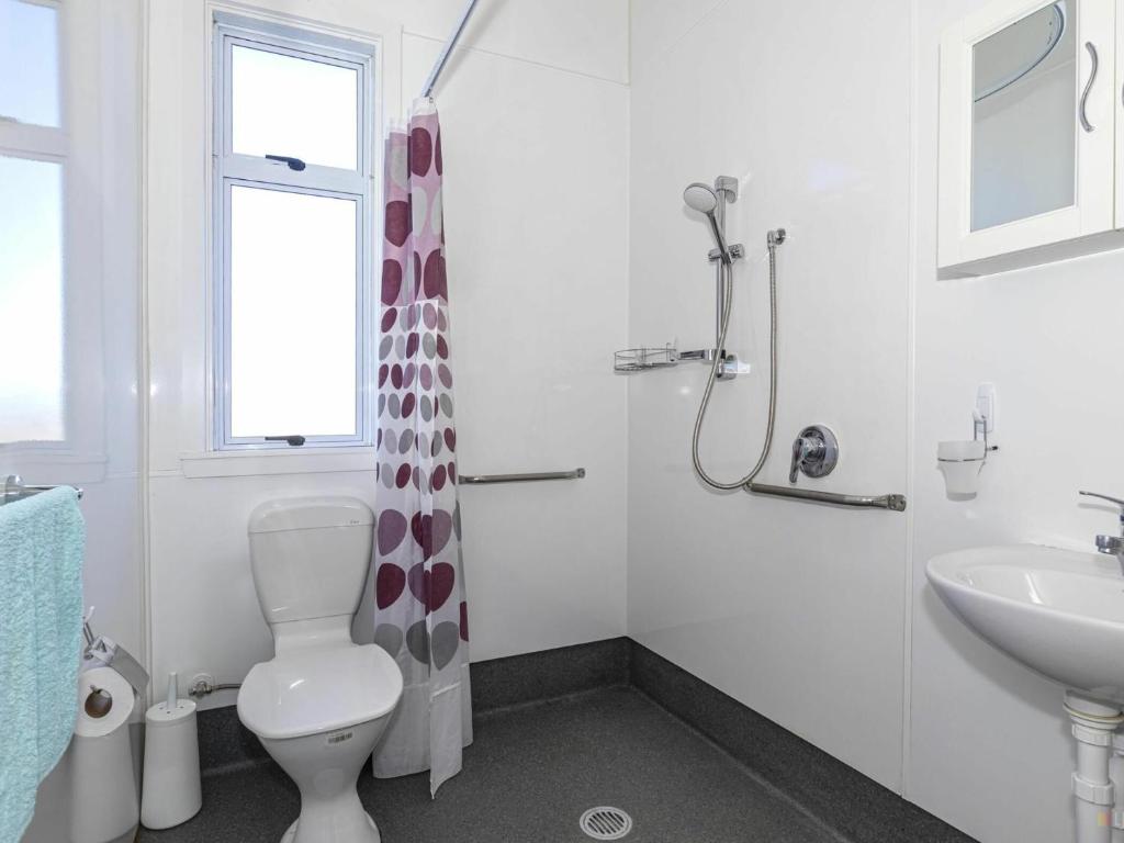 Affordable Entire Apartment - Resim 7