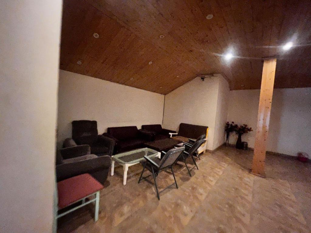 Area soggiorno di Mahiwal INN