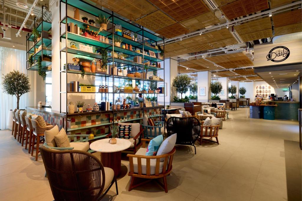 Rove Al Marjan Island - Resim 31