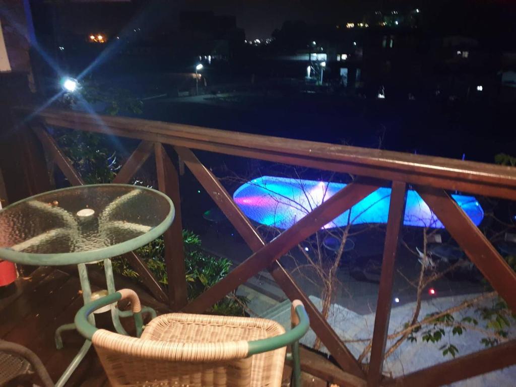 Balkón nebo terasa v ubytování Ci Meng Rou Resort Villa