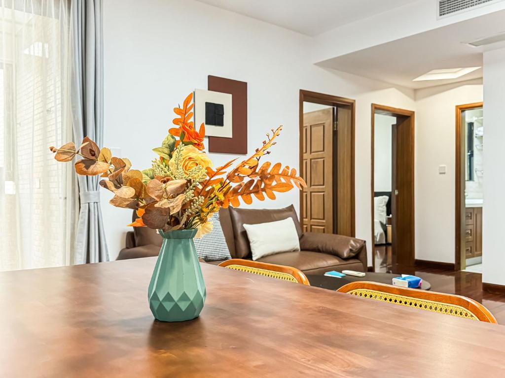 上海Tyms 2BR Apt WeiningRD Near CESIS Line2的相册照片