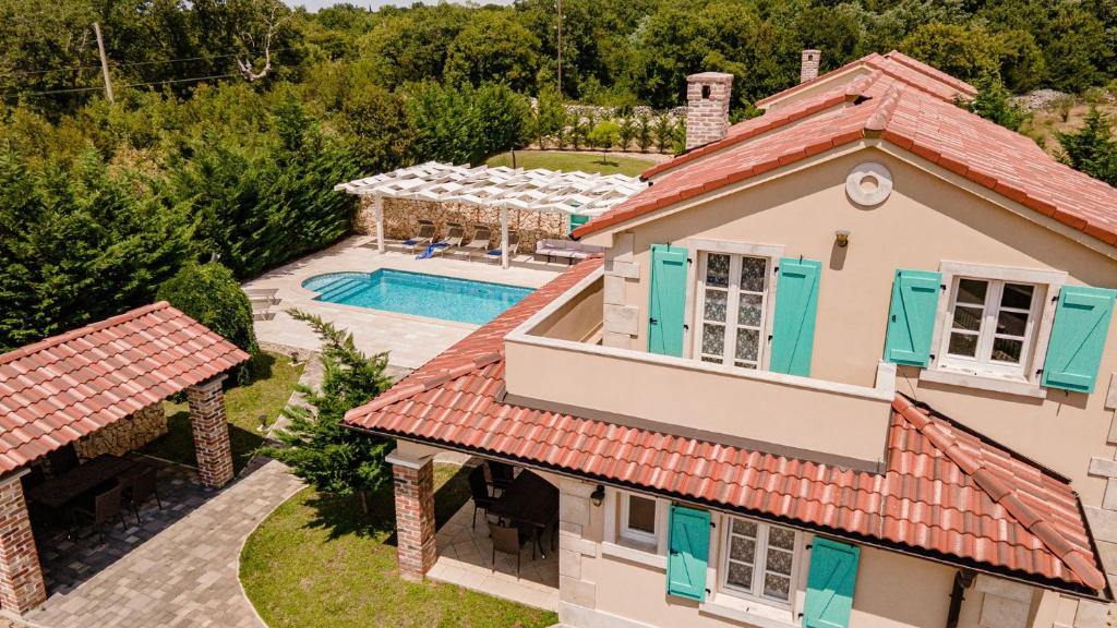 Casa Verde with pool