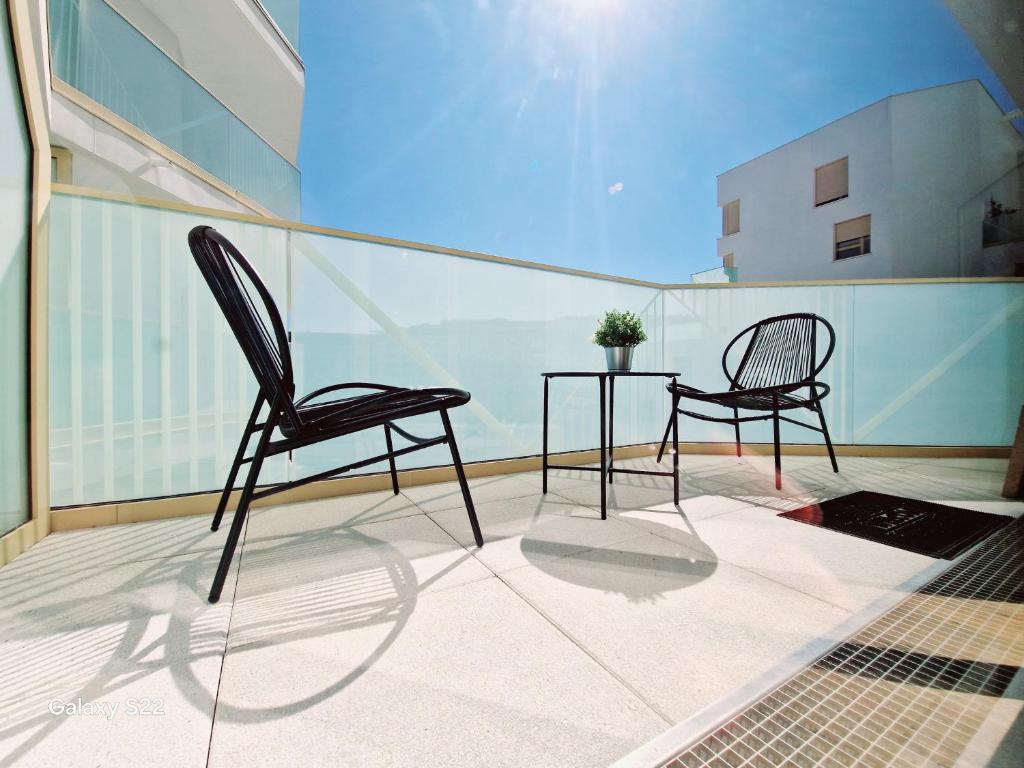 リュエイユ・マルメゾンにあるStylish Stay Near Paris - 850m to Subway RER A - Netflix T1-4Pのギャラリーの写真