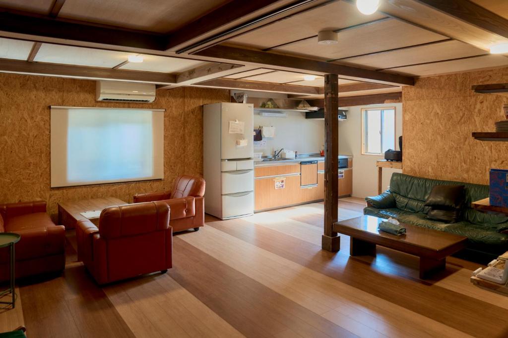 TV a/nebo společenská místnost v ubytování HOSTEL perch