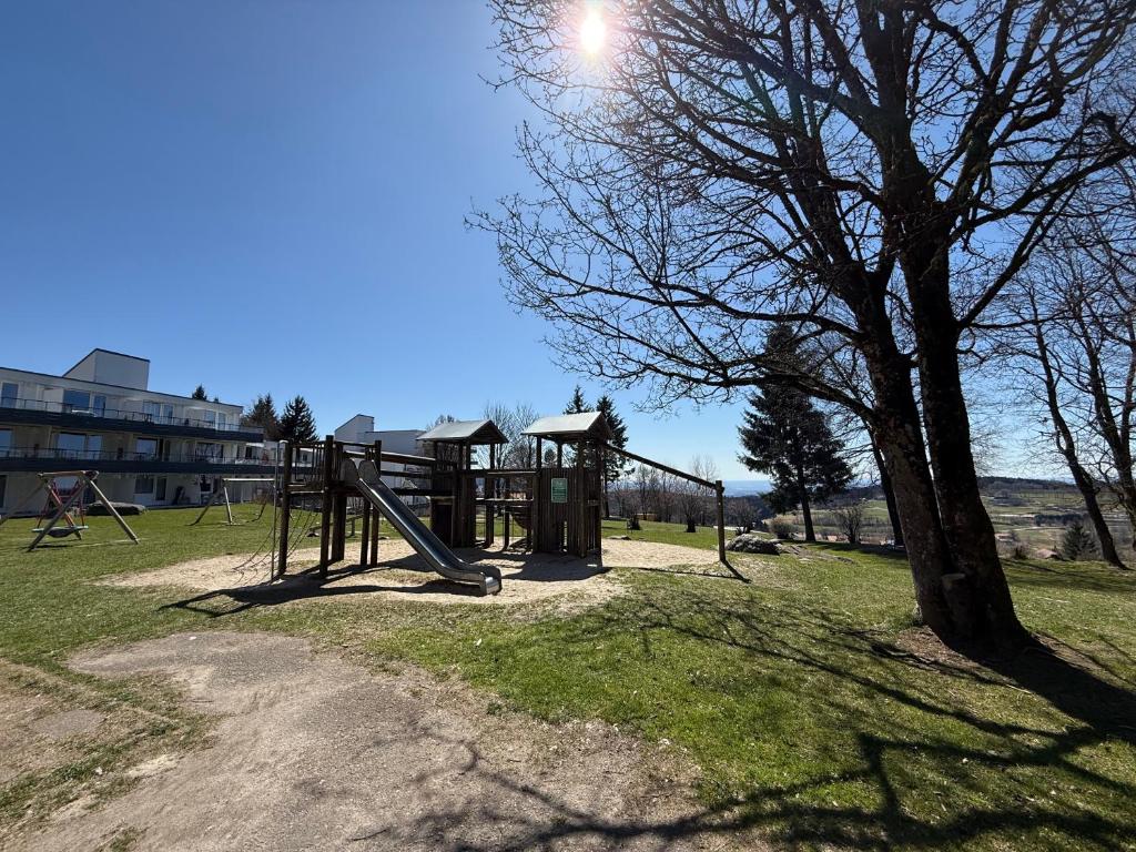 Herní místnost nebo prostor pro děti v ubytování FeWo Pool, Sauna, Wellness, Gartenterrasse ENGELMEER