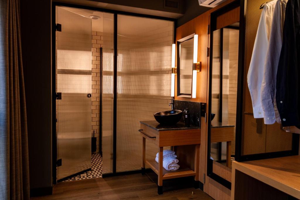 Letoh Letoh Sevilla - Resim 6