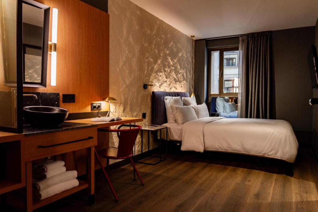 Letoh Letoh Sevilla - Resim 2