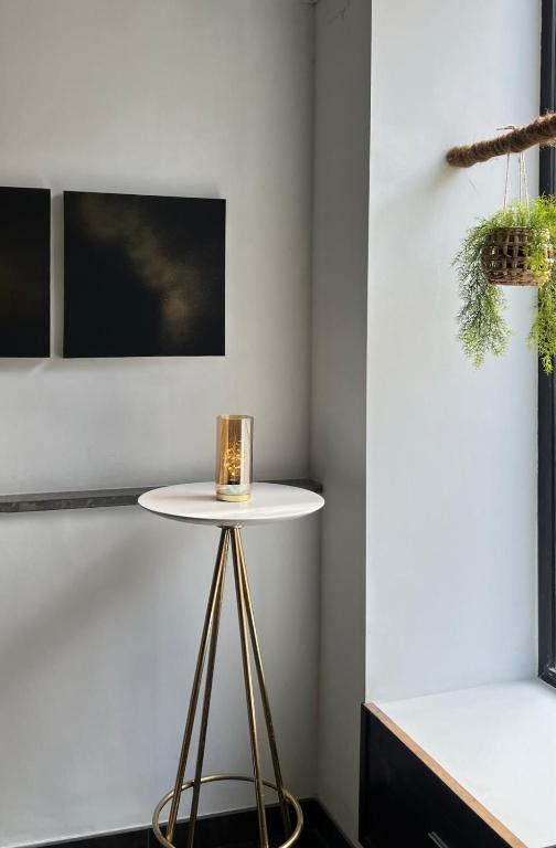 TV a/nebo společenská místnost v ubytování Hostal Casa Sifre
