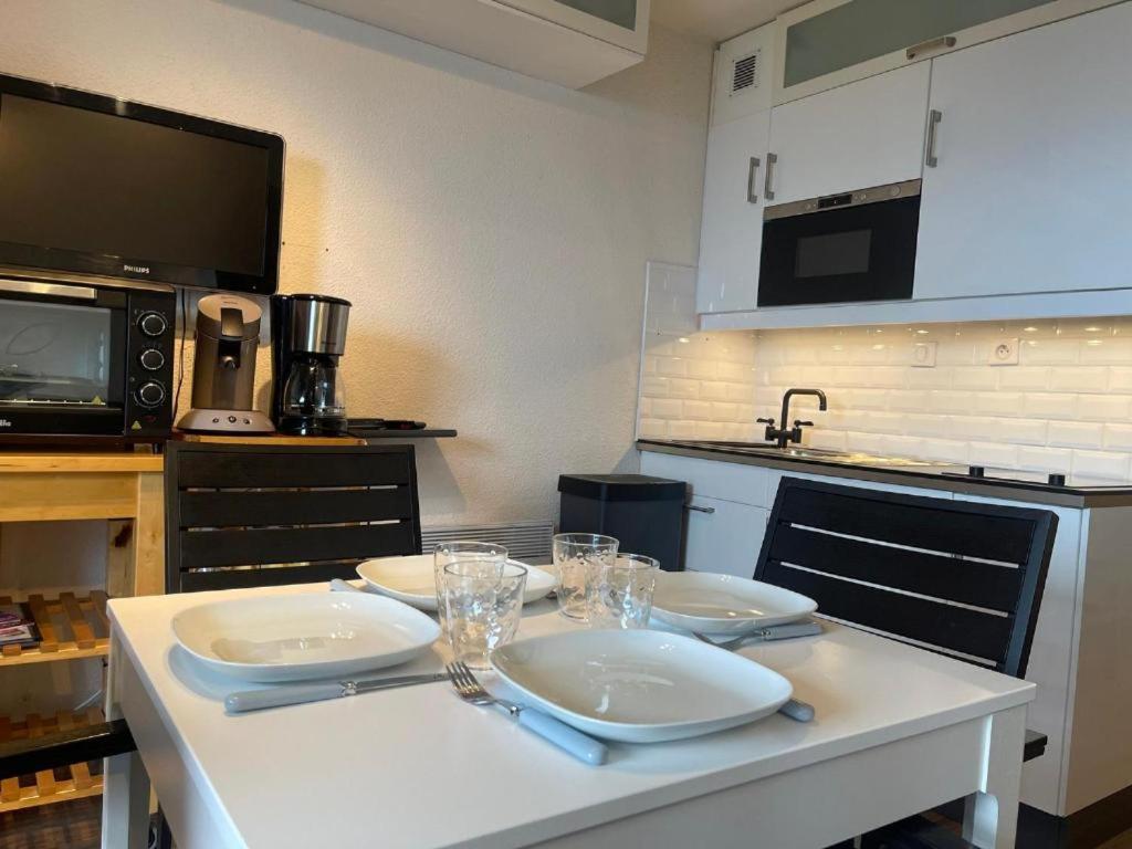 Η κουζίνα ή μικρή κουζίνα στο Appartement 4 personnes Samoëns 1600