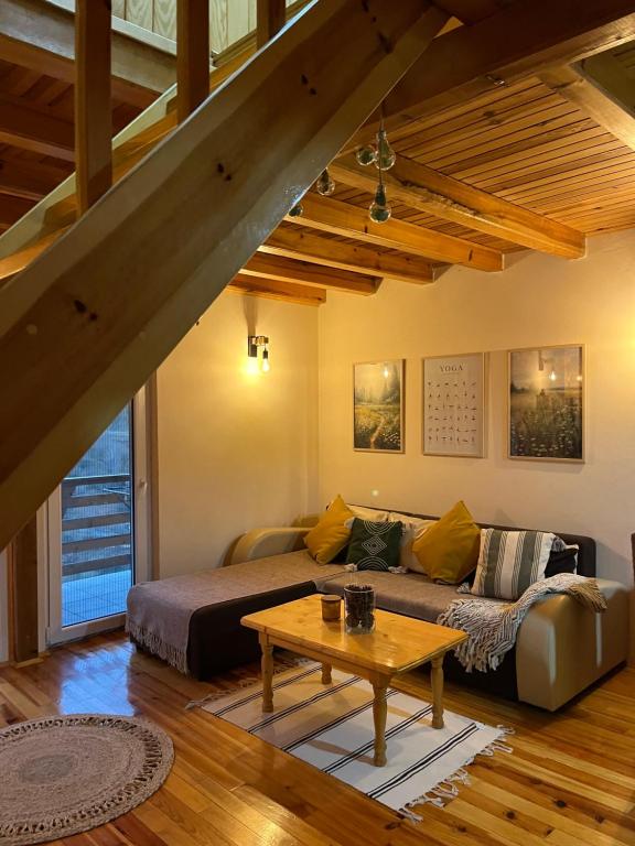 Posezení v ubytování Adamov Konak Apartmani