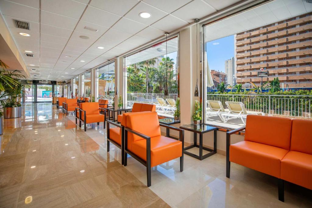 Posezení v ubytování Hotel Servigroup Orange