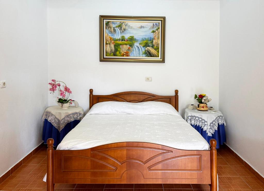 Postel nebo postele na pokoji v ubytování Antonia Rooms Qeparo