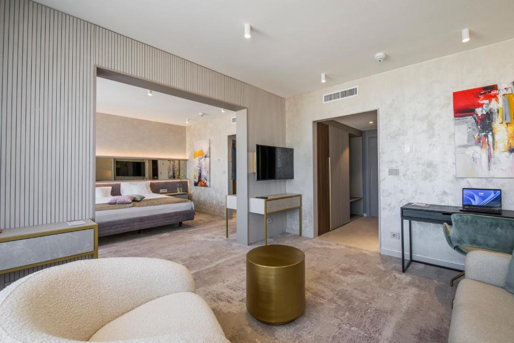 Hotel Continental - Resim 6