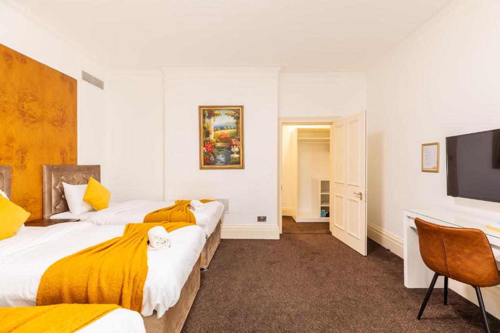 Mayfair Residences - Resim 15