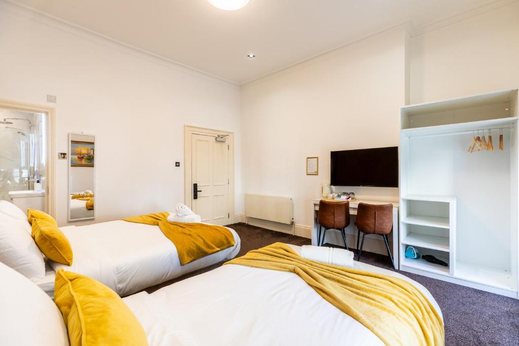 Mayfair Residences - Resim 16