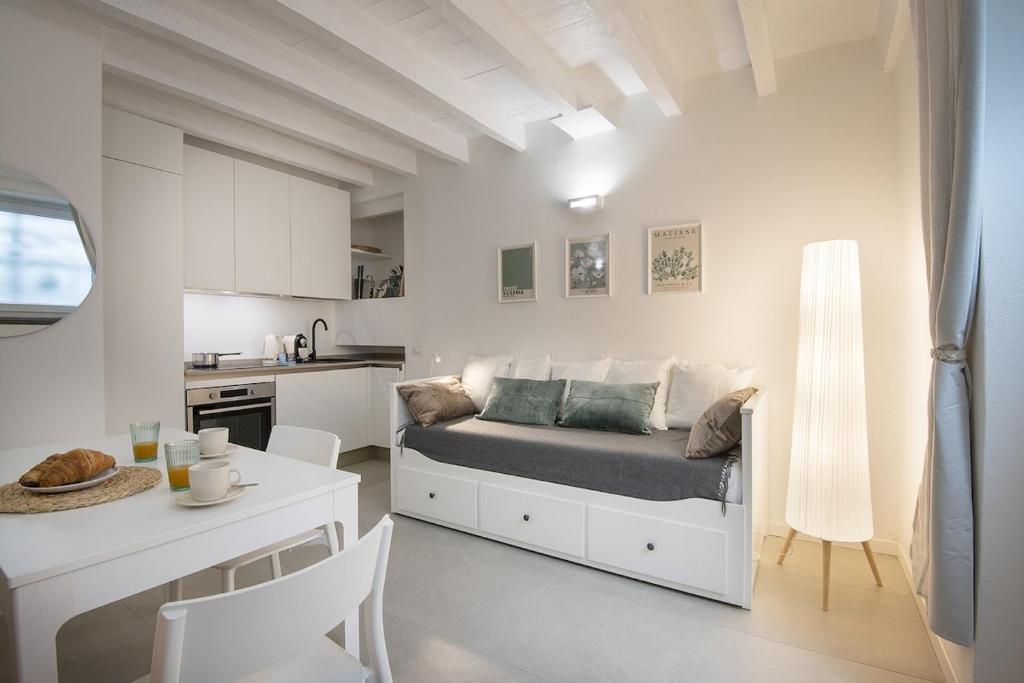 2 Bedrooms De Angeli - 10 minuti dal Duomo