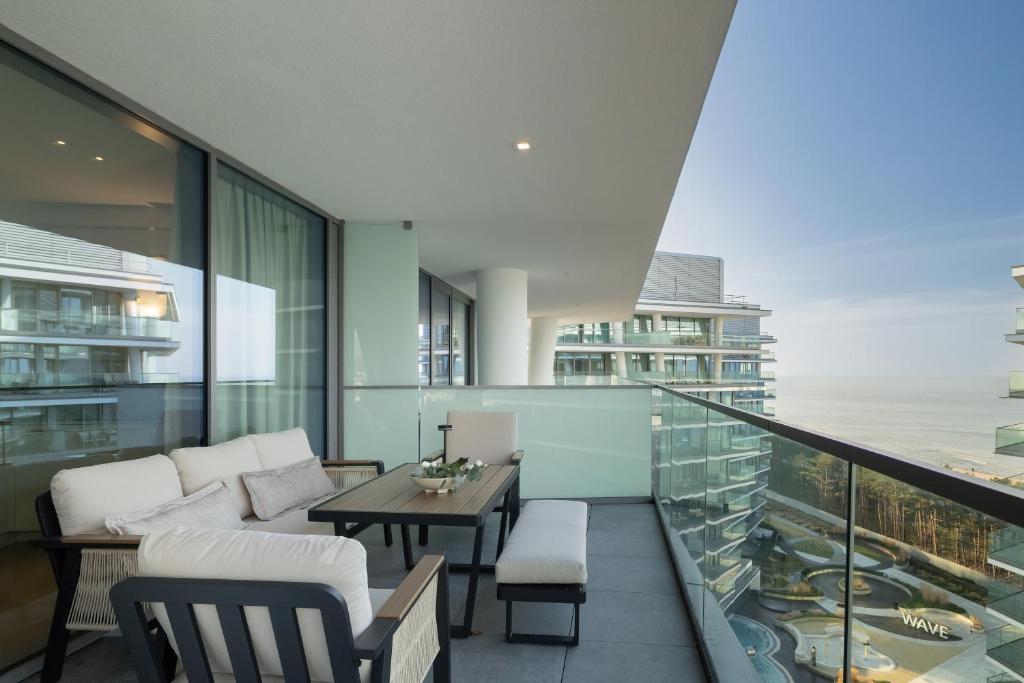 Posezení v ubytování Waveview Premium Apartment, 9th Floor