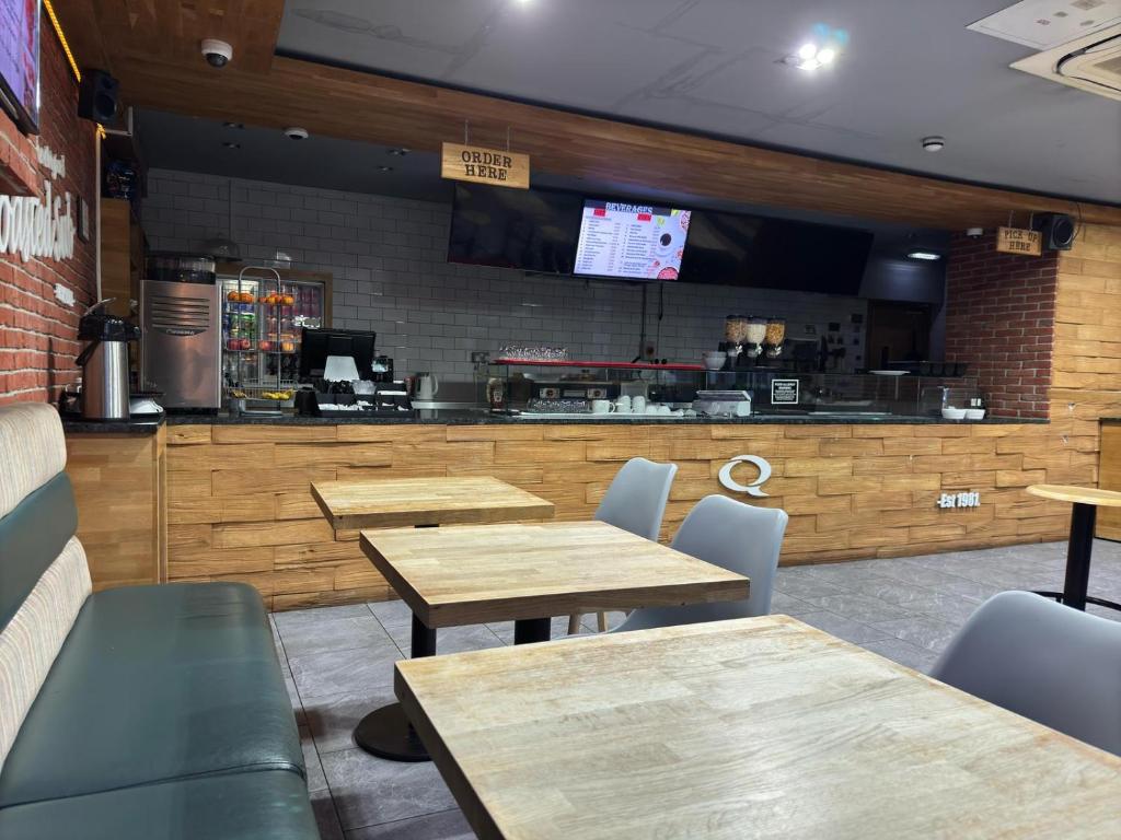 Epsilon Hotel - Resim 35