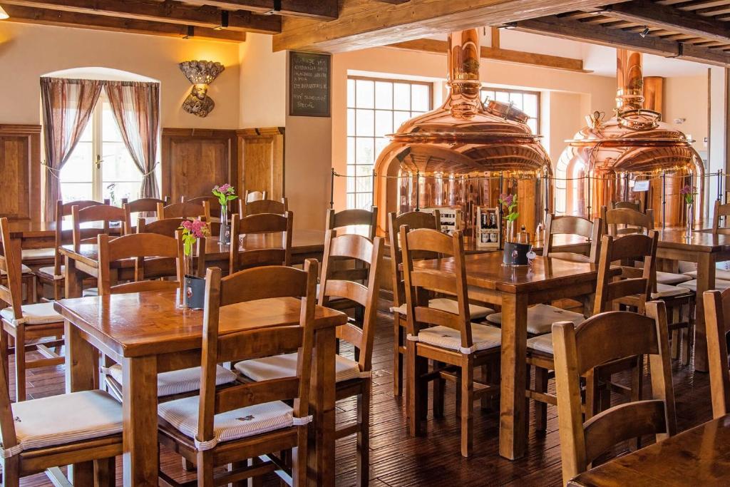 Reštaurácia alebo iné gastronomické zariadenie v ubytovaní Boutique Hotel ERB - Adults Only