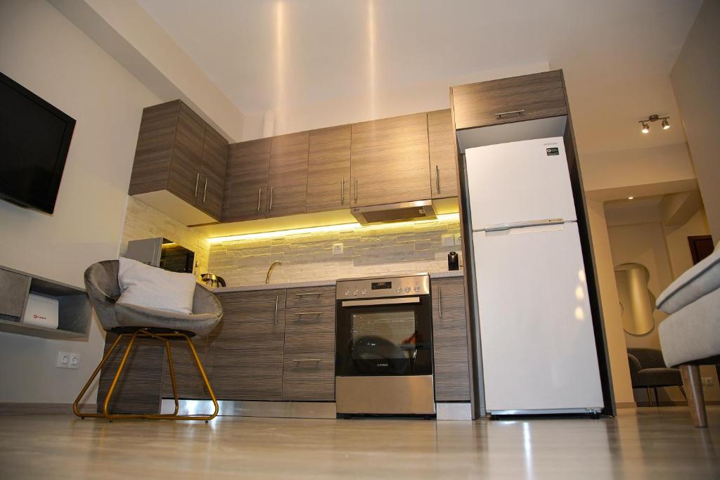 Kuchyň nebo kuchyňský kout v ubytování Sunset Haven Piraeus