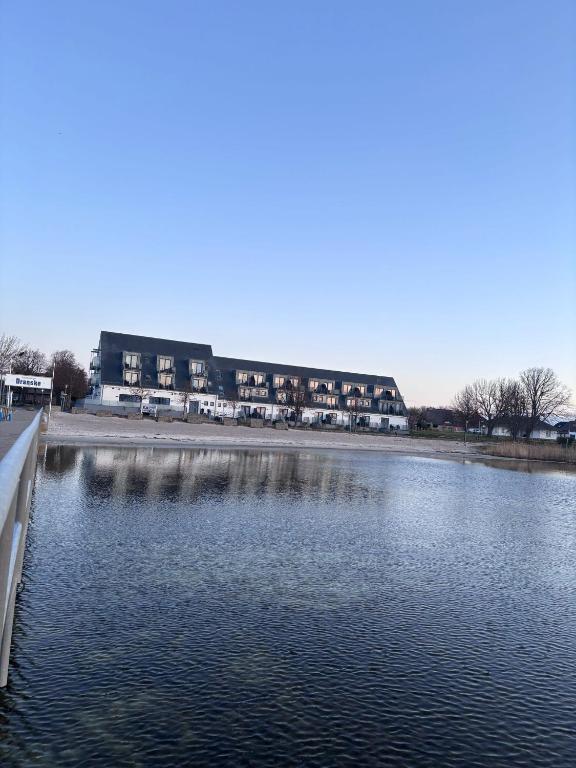 Výhled na řeku, která protéká v blízkosti apartmánu
