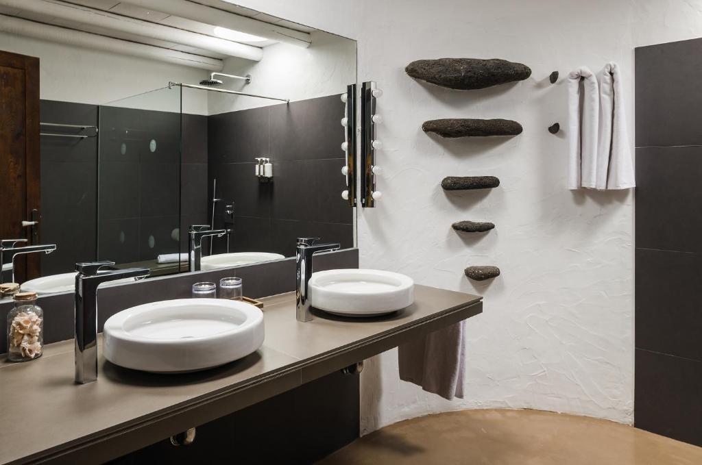 Koupelna v ubytování Kamezí Boutique Hotel Villas