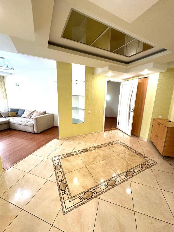 Postel nebo postele na pokoji v ubytování Sunrise apartment