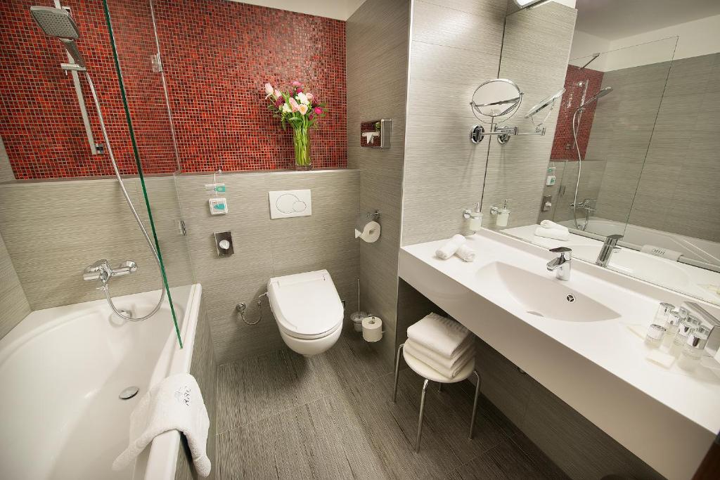 Koupelna v ubytování Wellness Hotel Diamant