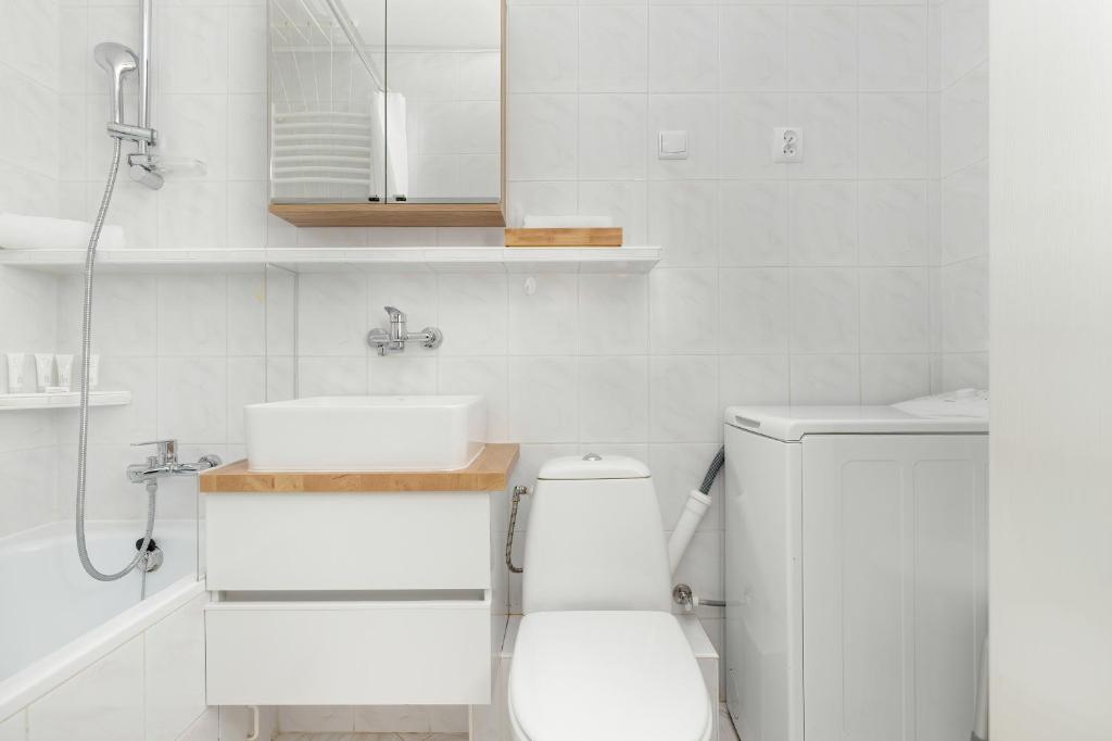 Kúpeľňa v ubytovaní Seaside & Park Apartments Gdańsk by Noclegi Renters