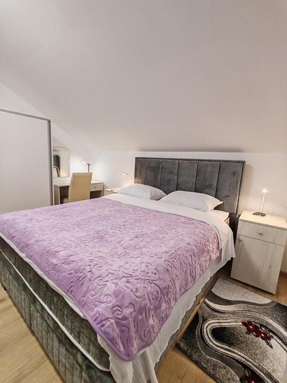 Postel nebo postele na pokoji v ubytování Rooms DM - Una