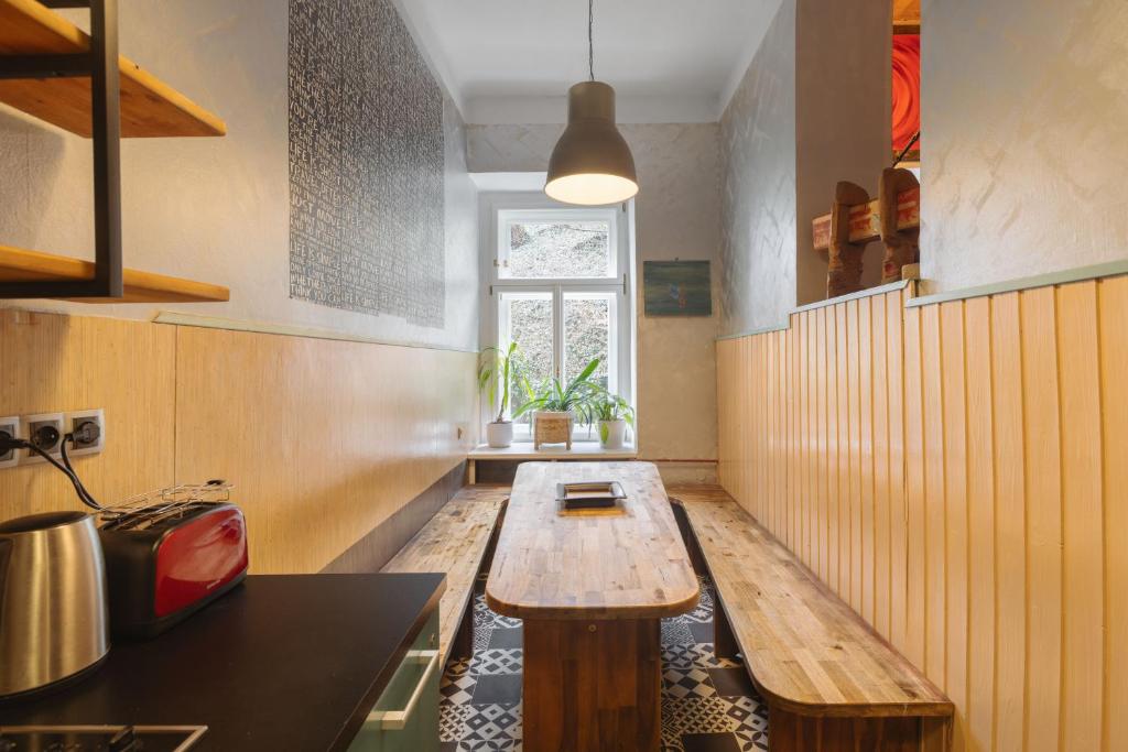 Kuchyň nebo kuchyňský kout v ubytování Hostel Elf