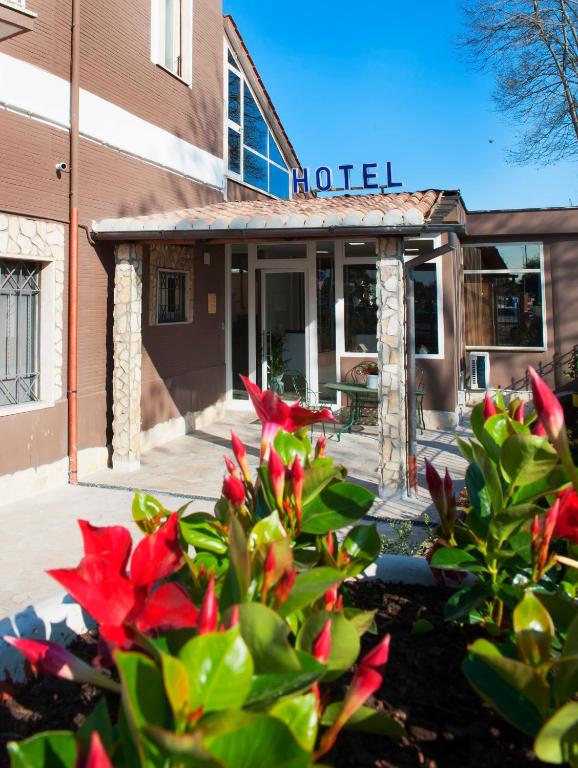 Budova, kde se hotel nachází