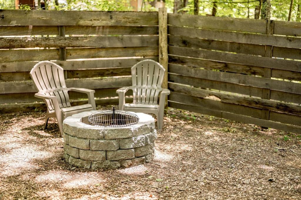 Zahrada ubytování Off-Grid Amazing Safari Tent Ideal to Reconnect with Nature in Tennessee