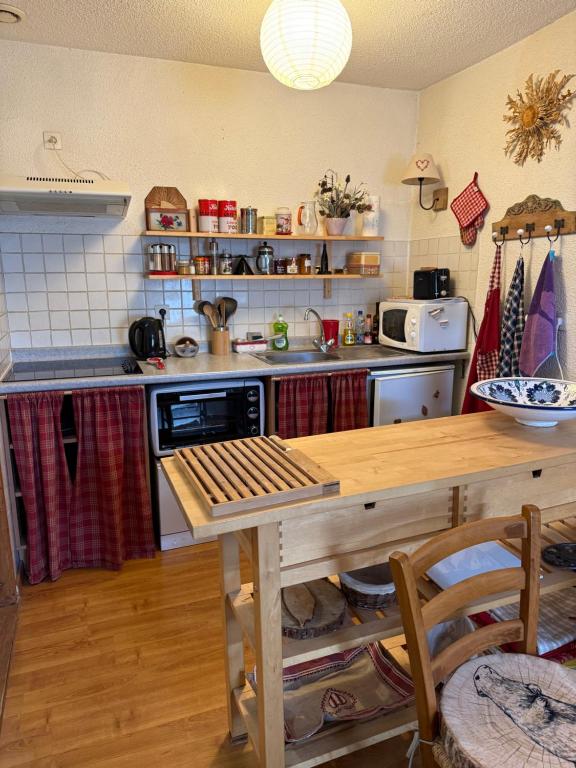 Dapur atau dapur kecil di T2 au coeur de Barcelonnette